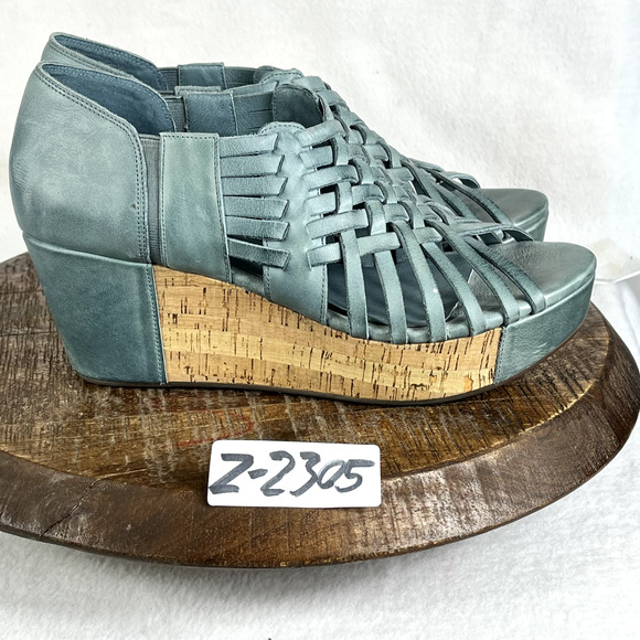 Chocolat Blu Wedge Sandals 9.5 Turquoise Leather Woven Slip On Open Toe - Picture 12 of 12